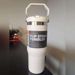 Stanley- Iceflow Flip Straw Tumbler 30oz (Rose Quartz)